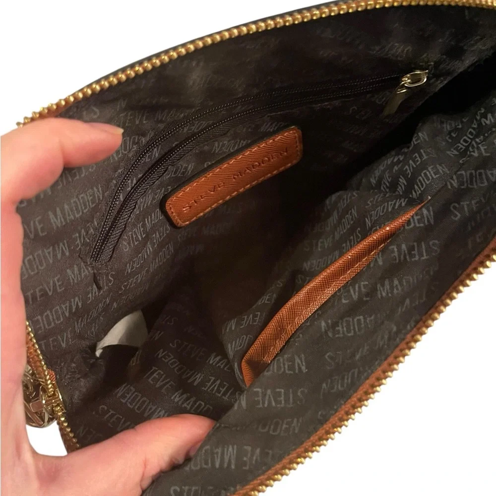 Steve Madden Camel Crossbody Bag - Picture 4 of 7
